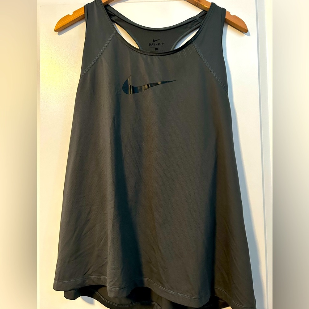 Nike dry fit tank